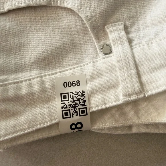 NWT Liverpool White Jean Shorts - Picture 9 of 9
